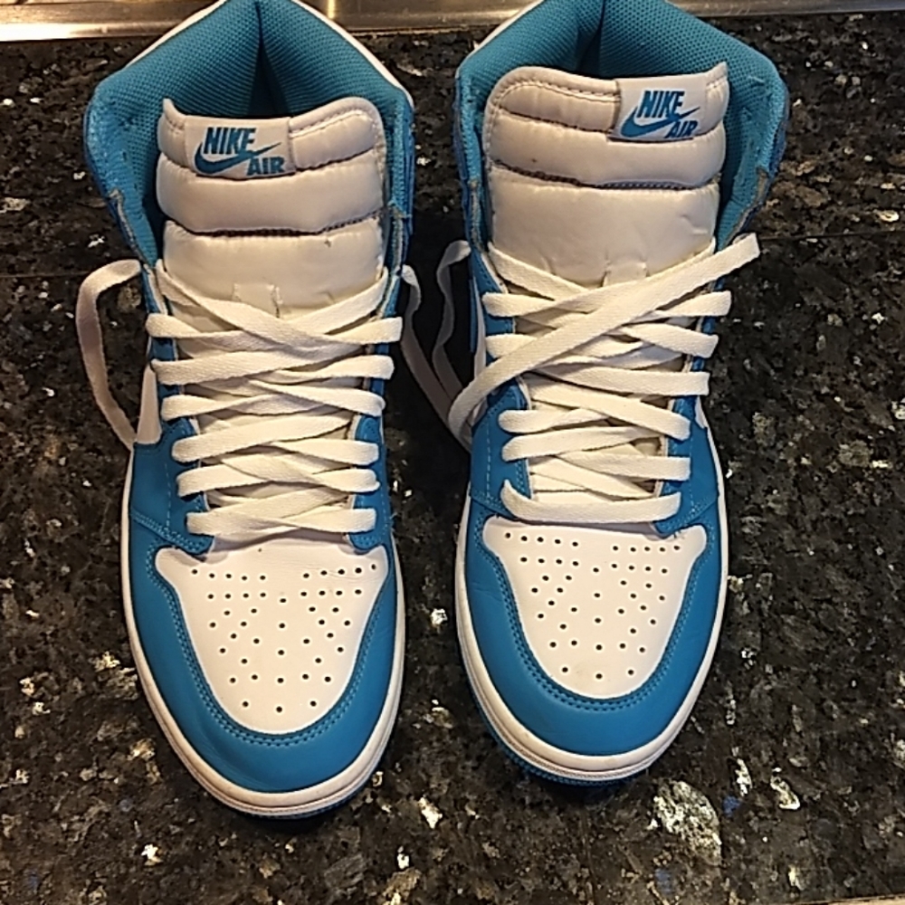 Air Jordan 1 UNC 10.5